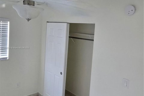 Condo in Miami, Florida, 3 bedrooms  № 1739166 - photo 20