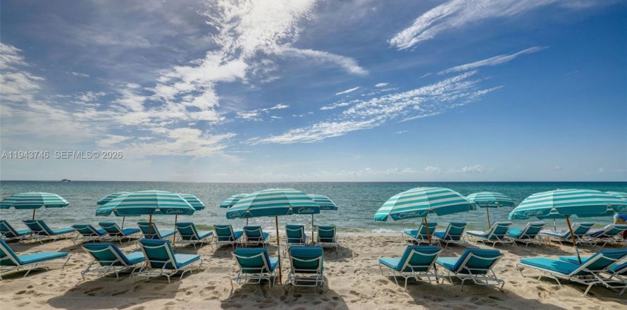 Condo à Miami Beach, Floride, 2 chambres  № 2001171