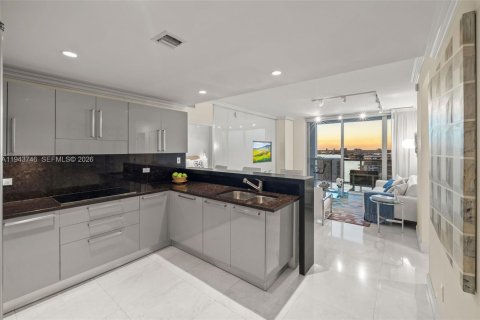 Copropriété à vendre à Miami Beach, Floride: 2 chambres, 96.15 m2 № 2001171 - photo 9