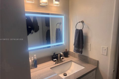 Copropriété à vendre à Hollywood, Floride: 1 chambre, 47.57 m2 № 2029846 - photo 7