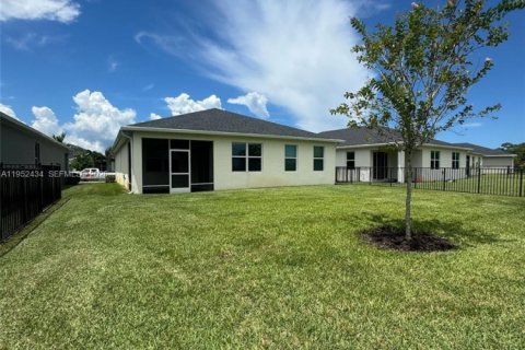 House in Port St. Lucie, Florida 3 bedrooms, 153.66 sq.m. № 2006668 - photo 16