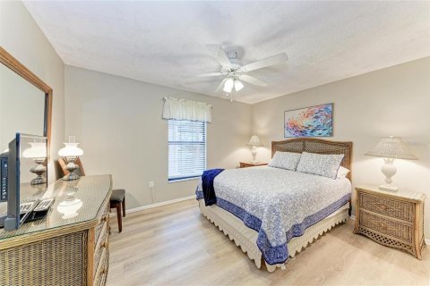 Condo in Bradenton, Florida, 2 bedrooms № 2150802 - photo 27