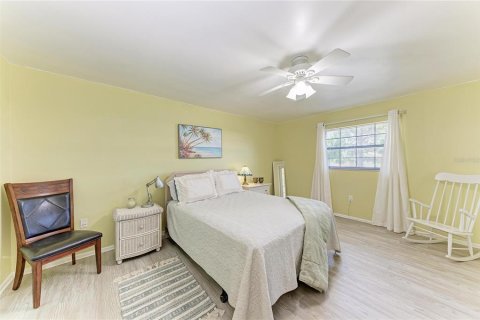 Condo in Bradenton, Florida, 2 bedrooms № 2150802 - photo 20