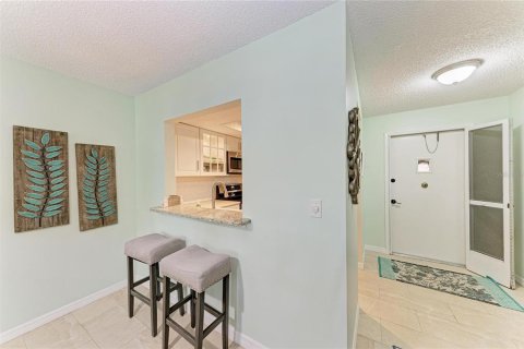 Condo in Bradenton, Florida, 2 bedrooms № 2150802 - photo 9