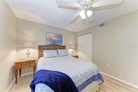 Condo in Bradenton, Florida, 2 bedrooms № 2150802 - photo 28