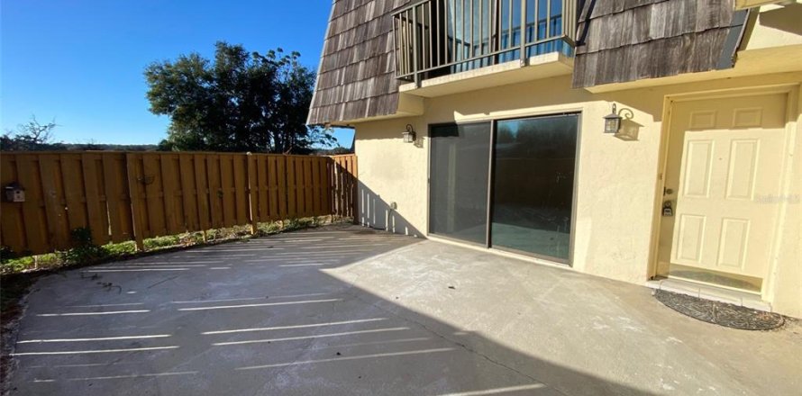 Touwnhouse à Leesburg, Floride 2 chambres, 119.66 m2 № 2098164