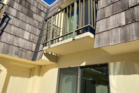 Touwnhouse à louer à Leesburg, Floride: 2 chambres, 119.66 m2 № 2098164 - photo 8