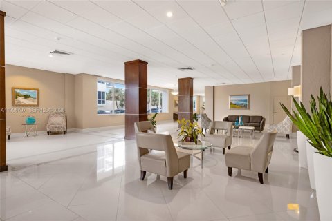 Copropriété à vendre à Fort Lauderdale, Floride: 1 chambre, 78.97 m2 № 1994989 - photo 3