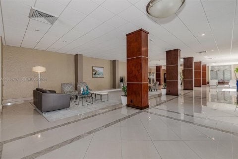 Copropriété à vendre à Fort Lauderdale, Floride: 1 chambre, 78.97 m2 № 1994989 - photo 4