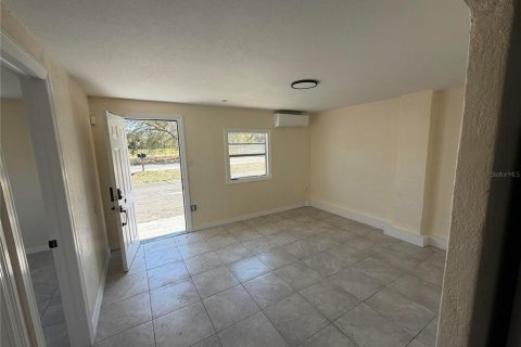Immobilier commercial à vendre à Lakeland, Floride: 4 chambres, 101.82 m2 № 2403016 - photo 8