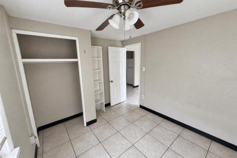 Immobilier commercial à vendre à Lakeland, Floride: 4 chambres, 101.82 m2 № 2403016 - photo 17