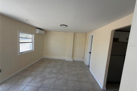 Immobilier commercial à vendre à Lakeland, Floride: 4 chambres, 101.82 m2 № 2403016 - photo 13