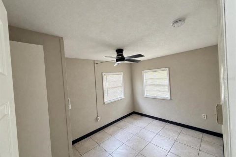 Immobilier commercial à vendre à Lakeland, Floride: 4 chambres, 101.82 m2 № 2403016 - photo 18