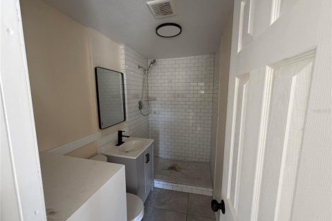 Immobilier commercial à vendre à Lakeland, Floride: 4 chambres, 101.82 m2 № 2403016 - photo 5
