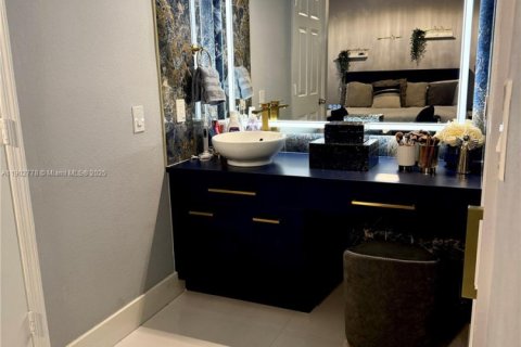 Villa ou maison à vendre à Miami, Floride: 3 chambres, 125.33 m2 № 1954208 - photo 6