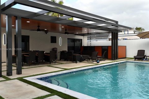 Villa ou maison à vendre à Miami, Floride: 3 chambres, 125.33 m2 № 1954208 - photo 13
