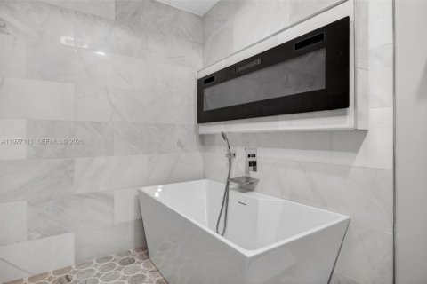 Villa ou maison à vendre à Fort Lauderdale, Floride: 3 chambres, 158.12 m2 № 2049016 - photo 22