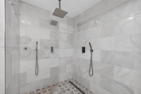 Villa ou maison à vendre à Fort Lauderdale, Floride: 3 chambres, 158.12 m2 № 2049016 - photo 24