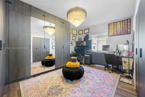 House in North Miami, Florida 3 bedrooms, 144.37 sq.m. № 1995558 - photo 13