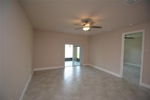 Apartment in Palm Coast, Florida 4 bedrooms, 143.53 sq.m. № 2236732 - photo 11