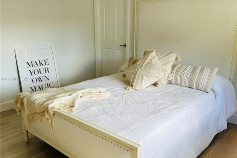 Casa en venta en Weston, Florida, 4 dormitorios, 345.13 m2 № 2031367 - foto 12