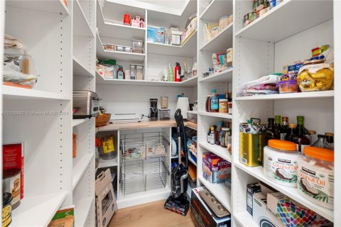 Villa ou maison à vendre à Jupiter, Floride: 5 chambres, 321.72 m2 № 1895372 - photo 17