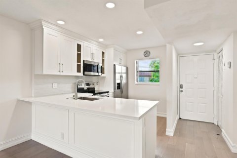 Copropriété à vendre à Lake Worth, Floride: 2 chambres, 79.62 m2 № 2188449 - photo 4