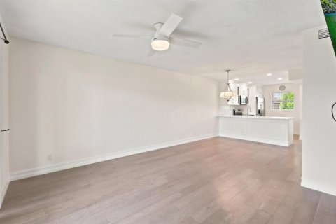 Copropriété à vendre à Lake Worth, Floride: 2 chambres, 79.62 m2 № 2188449 - photo 18