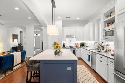 Casa en venta en Orlando, Florida, 4 dormitorios, 356.47 m2 № 1680661 - foto 15