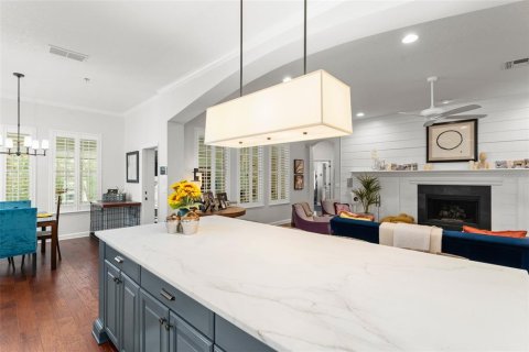 Casa en venta en Orlando, Florida, 4 dormitorios, 356.47 m2 № 1680661 - foto 9