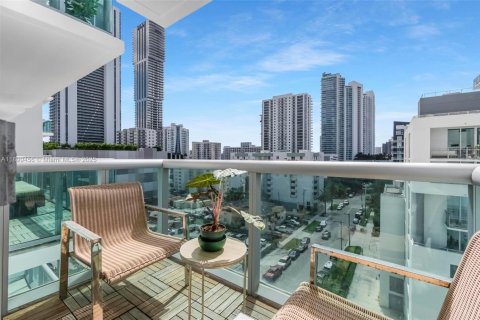 Condominio en venta en Miami, Florida, 2 dormitorios, 106.65 m2 № 1953487 - foto 28