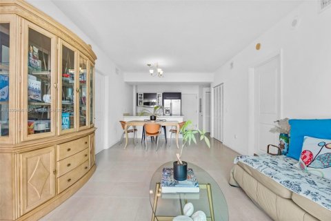 Condominio en venta en Miami, Florida, 2 dormitorios, 106.65 m2 № 1953487 - foto 25