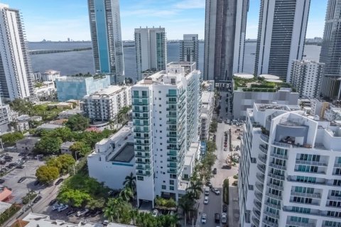 Condominio en venta en Miami, Florida, 2 dormitorios, 106.65 m2 № 1953487 - foto 29