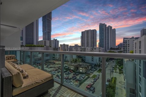 Condominio en venta en Miami, Florida, 2 dormitorios, 106.65 m2 № 1953487 - foto 27