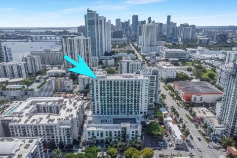 Condominio en venta en Miami, Florida, 2 dormitorios, 106.65 m2 № 1953487 - foto 2