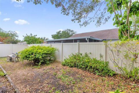 Casa en venta en Brandon, Florida, 3 dormitorios, 126.44 m2 № 2133059 - foto 17