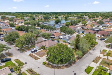 Casa en venta en Brandon, Florida, 3 dormitorios, 126.44 m2 № 2133059 - foto 24
