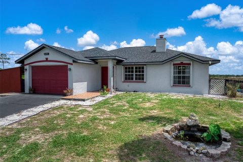 House in Venus, Florida 5 bedrooms, 188.41 sq.m. № 2208423