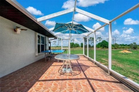 House in Venus, Florida 5 bedrooms, 188.41 sq.m. № 2208423 - photo 21