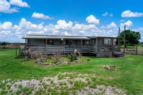 House in Venus, Florida 5 bedrooms, 188.41 sq.m. № 2208423 - photo 24