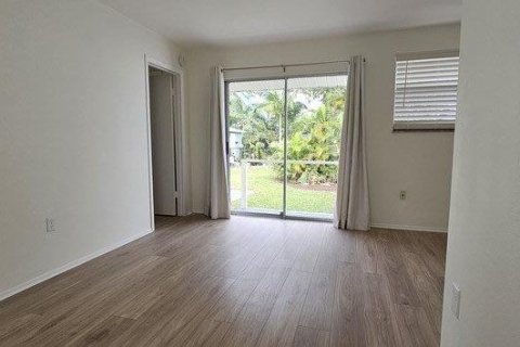 Casa en alquiler en Punta Gorda, Florida, 1 dormitorio, 60.39 m2 № 1916514 - foto 12