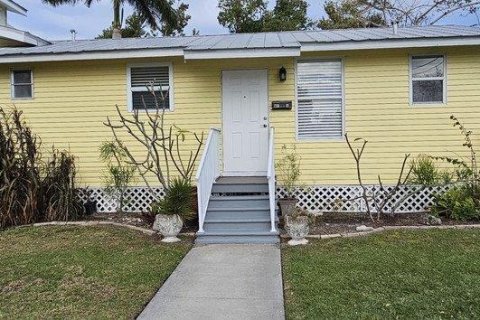 Casa en alquiler en Punta Gorda, Florida, 1 dormitorio, 60.39 m2 № 1916514 - foto 1