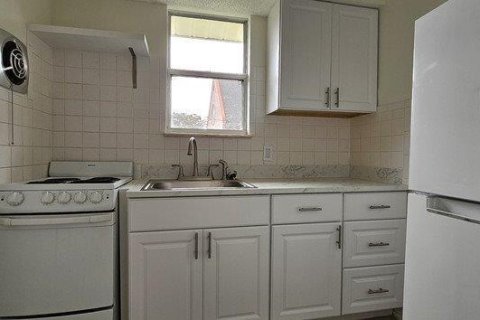 Casa en alquiler en Punta Gorda, Florida, 1 dormitorio, 60.39 m2 № 1916514 - foto 10