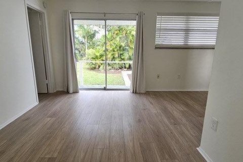 Casa en alquiler en Punta Gorda, Florida, 1 dormitorio, 60.39 m2 № 1916514 - foto 11