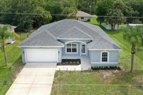 Casa en venta en North Port, Florida, 3 dormitorios, 162.49 m2 № 1909591 - foto 2
