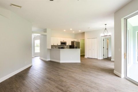 Casa en venta en North Port, Florida, 3 dormitorios, 162.49 m2 № 1909591 - foto 11