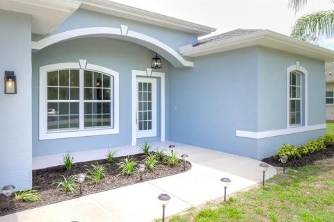Casa en venta en North Port, Florida, 3 dormitorios, 162.49 m2 № 1909591 - foto 4