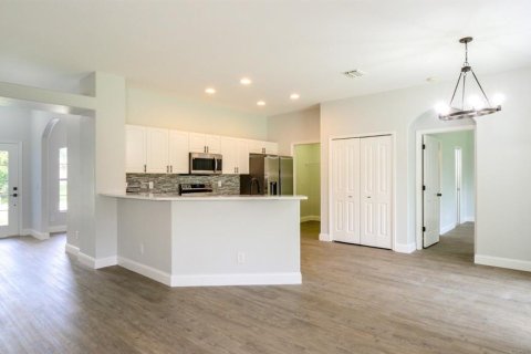 Casa en venta en North Port, Florida, 3 dormitorios, 162.49 m2 № 1909591 - foto 9
