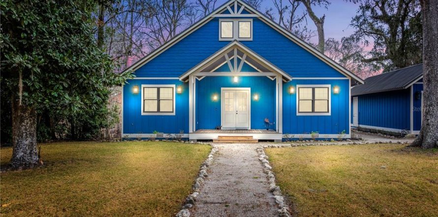 Casa en Fort White, Florida 2 dormitorios, 140.84 m2 № 1561955