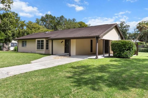 Casa en venta en Crystal River, Florida, 2 dormitorios, 122.45 m2 № 1894441 - foto 1